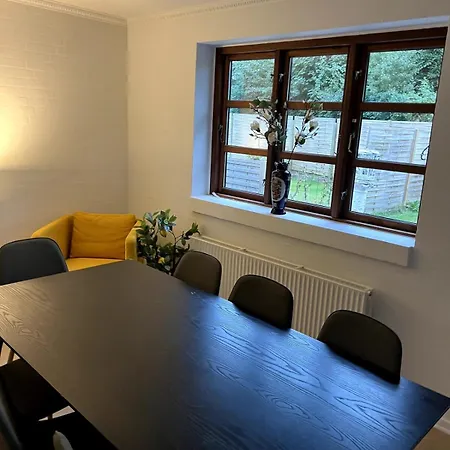 Cozy House With Garden * Οντένσε