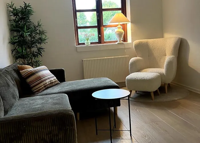 Cozy House With Garden